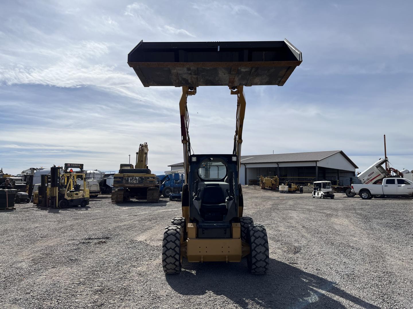 ./imagenes/INVOICE/2019/15039/MINICARGADOR CATERPILLAR 262C (43).JPG